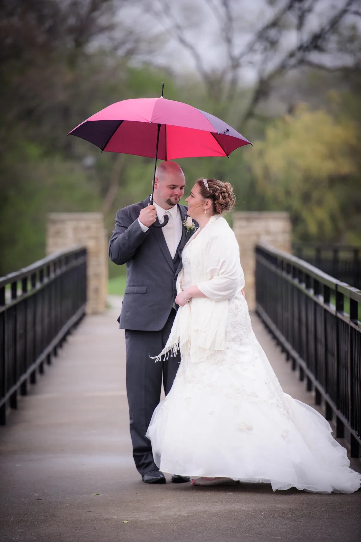 Why Rainy Wedding Day Photos Are Actually Incredible
