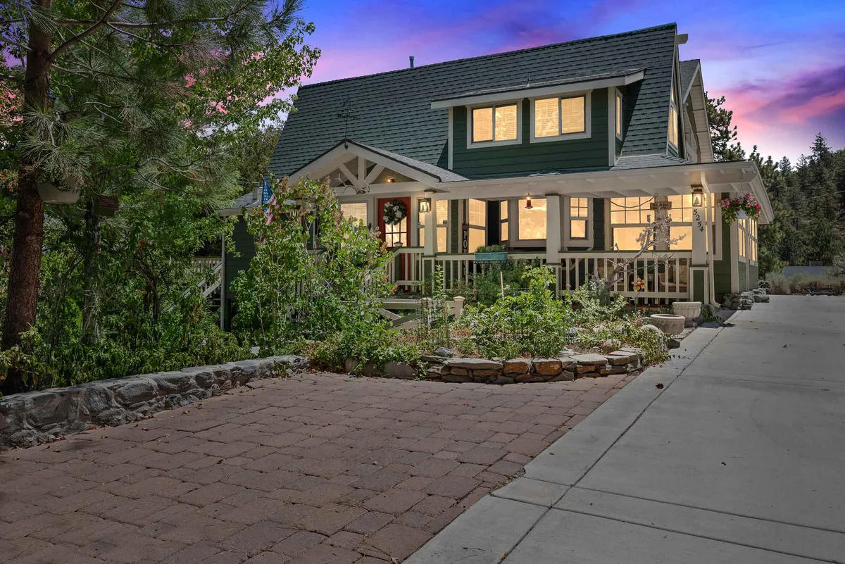Why Professional Real Estate Photography Helps Homes Sell Faster